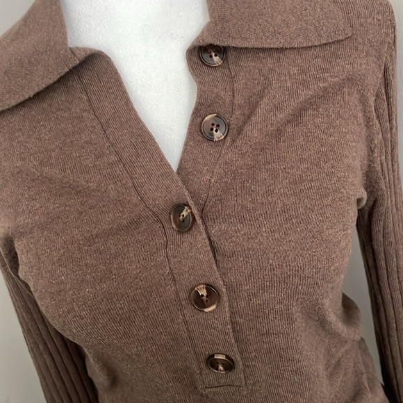 NICHOLAS Wool and Cotton blend shirt/ thin sweater. Perfect condition. - Picture 3 of 5